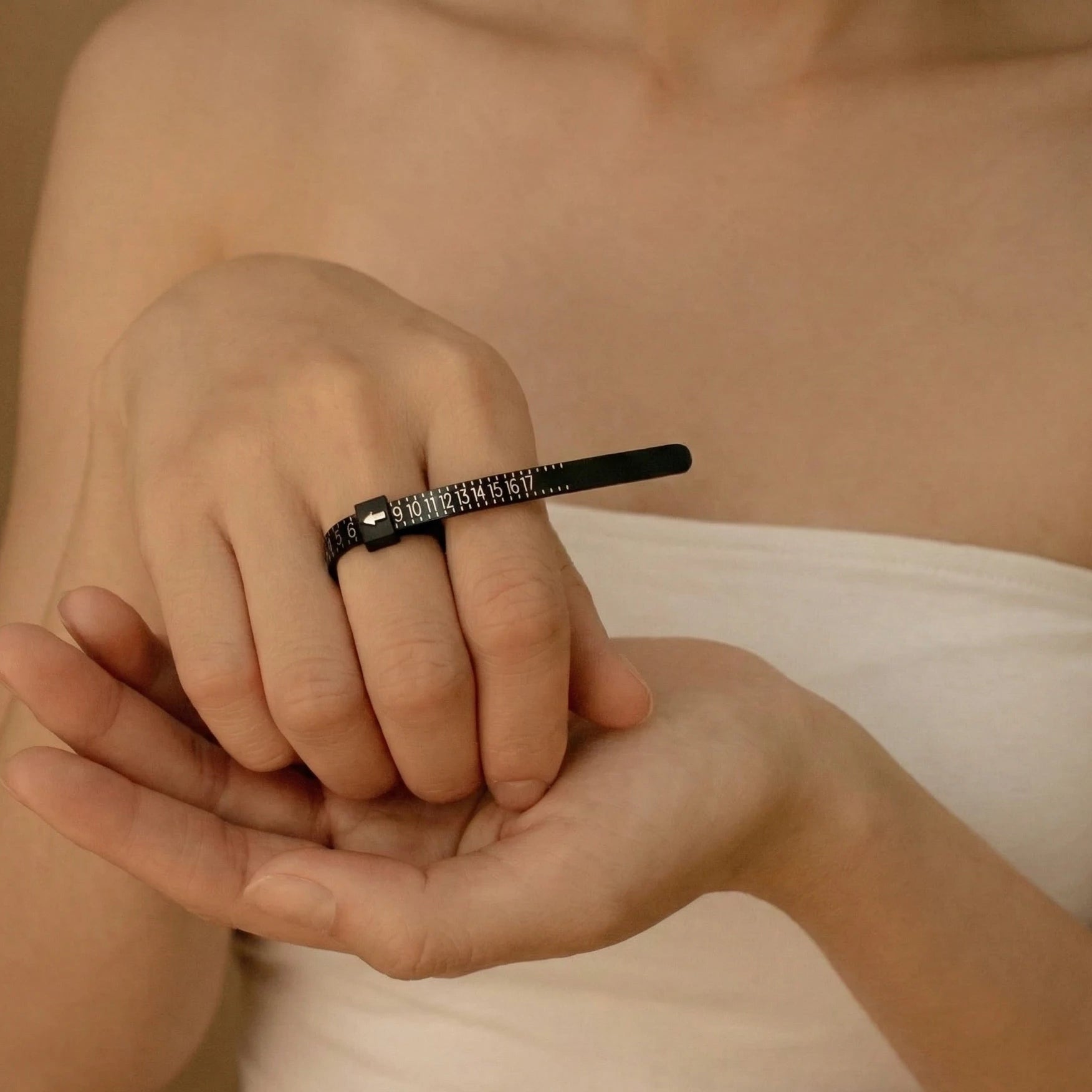 מודד מידות לטבעת