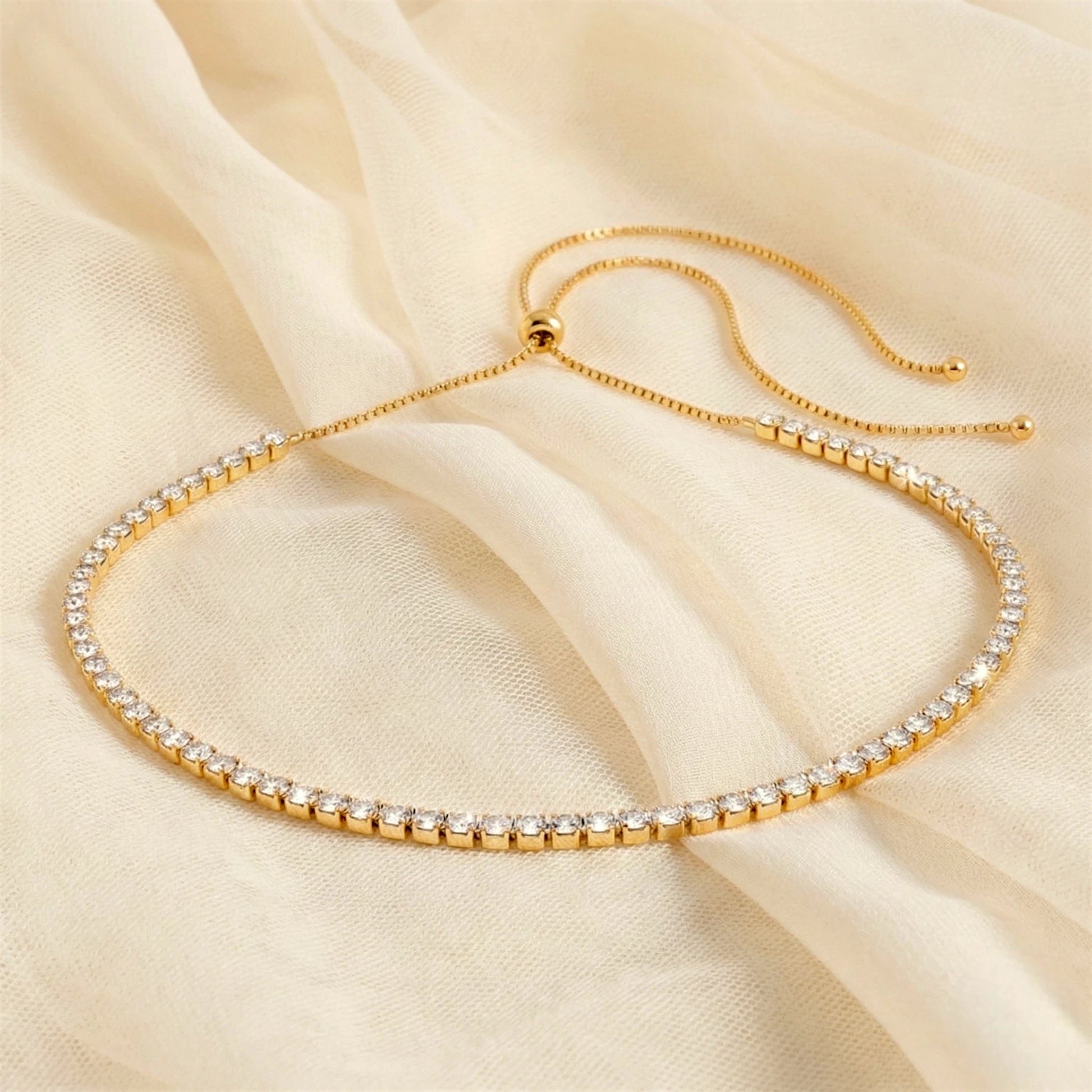 שרשרת לוצ׳יה – טניס זהב